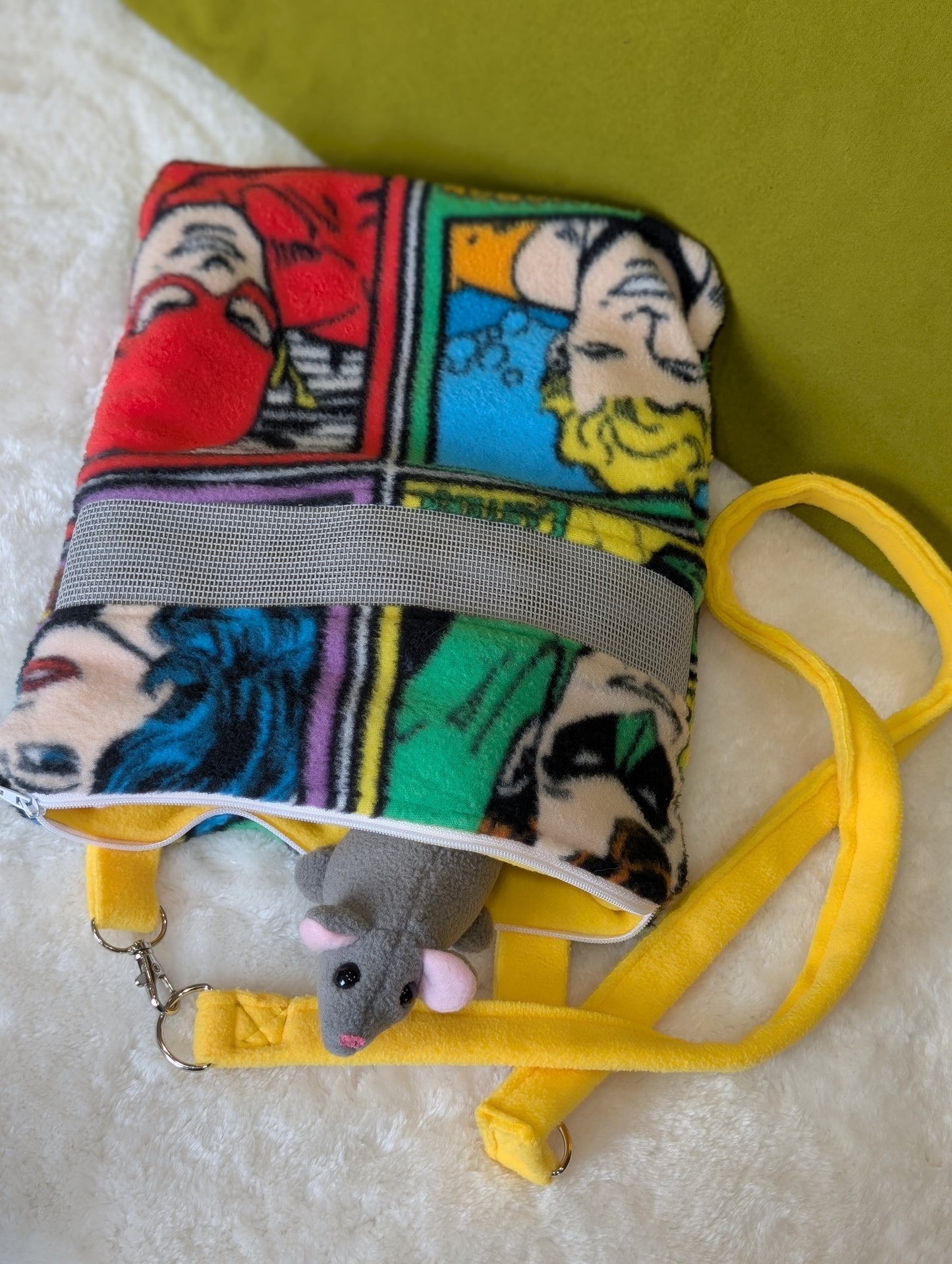 Travel Bonding Bags for Exotic Pets – Breathable, Secure, and Cozy