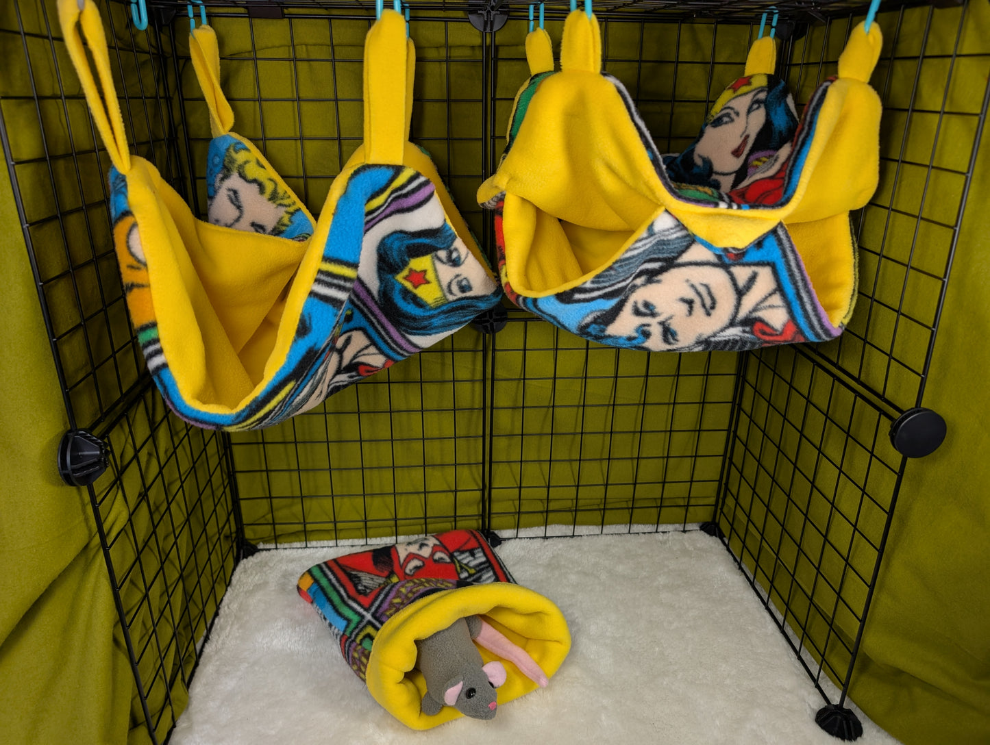 DC Comics 3-Piece Cage Set for Small Mammals