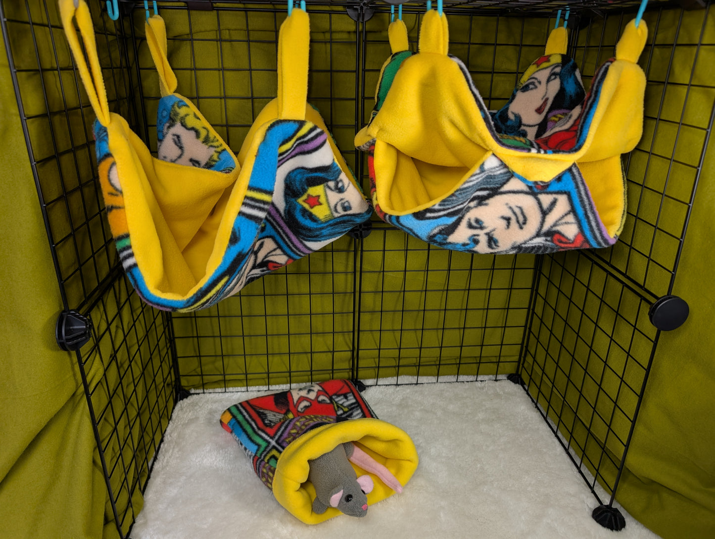 DC Comics 3-Piece Cage Set for Small Mammals