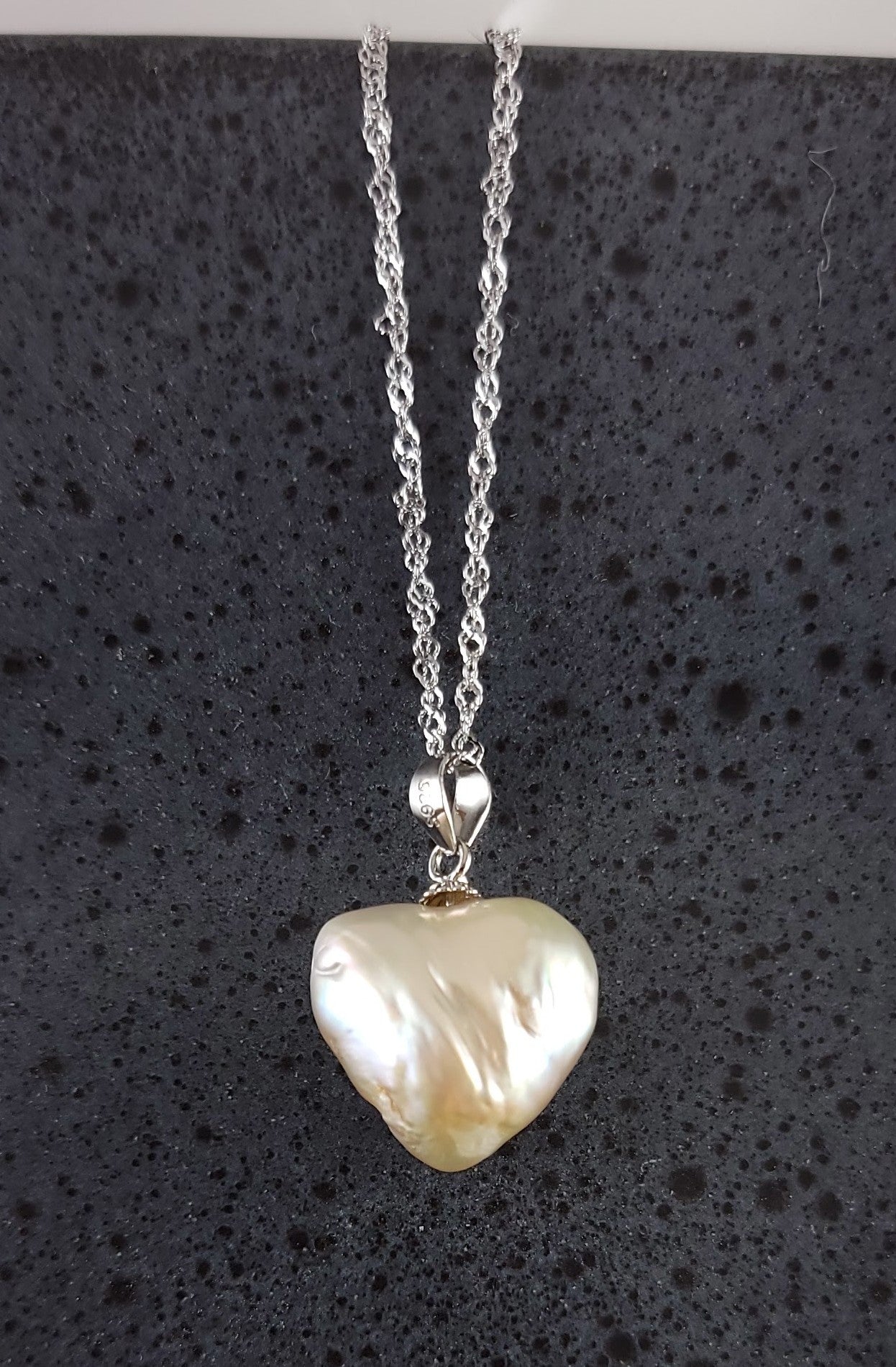 Flirty Heart Pearl Pendant