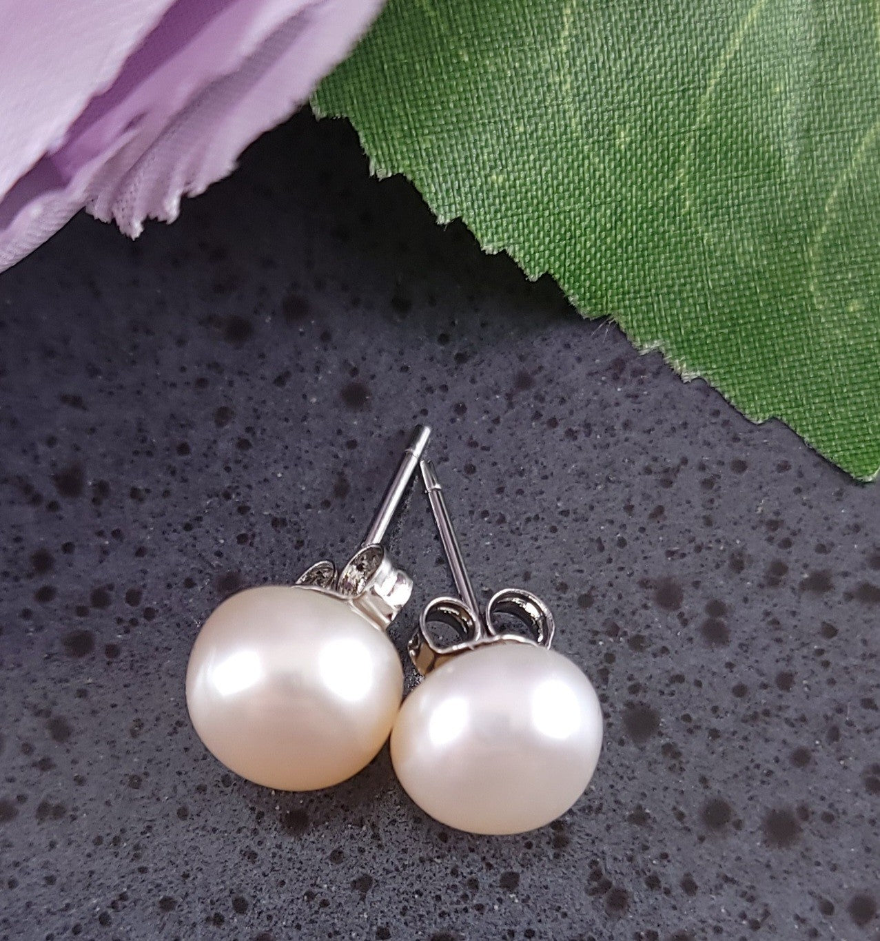 Classic Off-White Pearl Stud Earrings