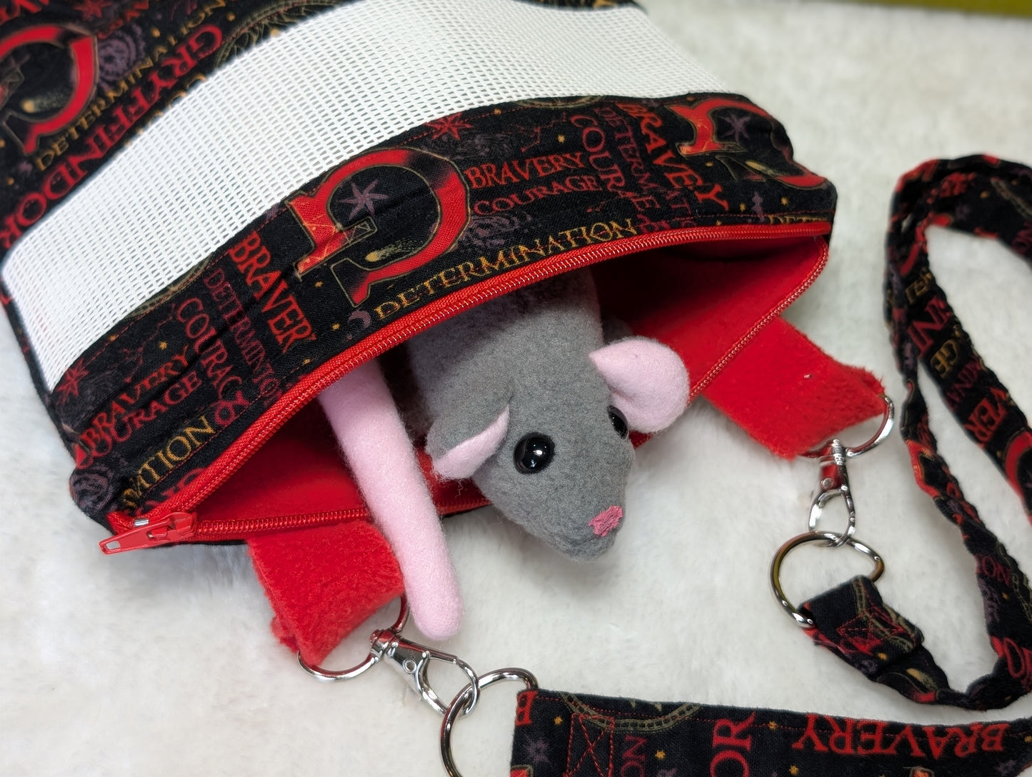 Travel Bonding Bags for Exotic Pets – Breathable, Secure, and Cozy