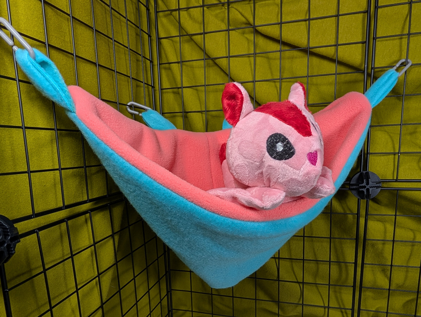 Open environment bucket pouch