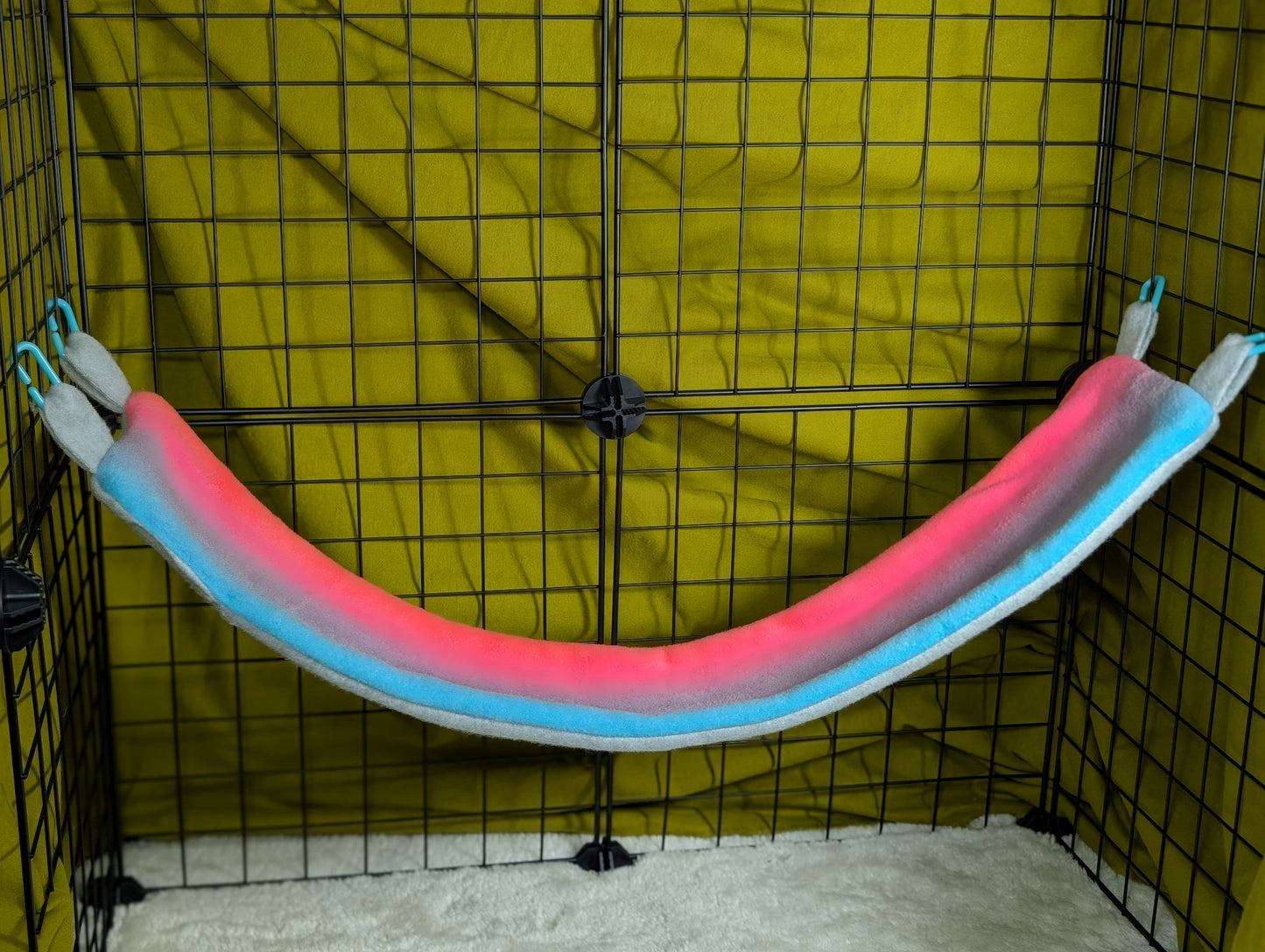 Cozy Fabric Bridges for Small Mammals