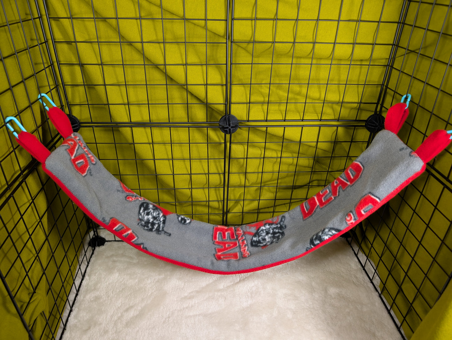 Cozy Fabric Bridges for Small Mammals