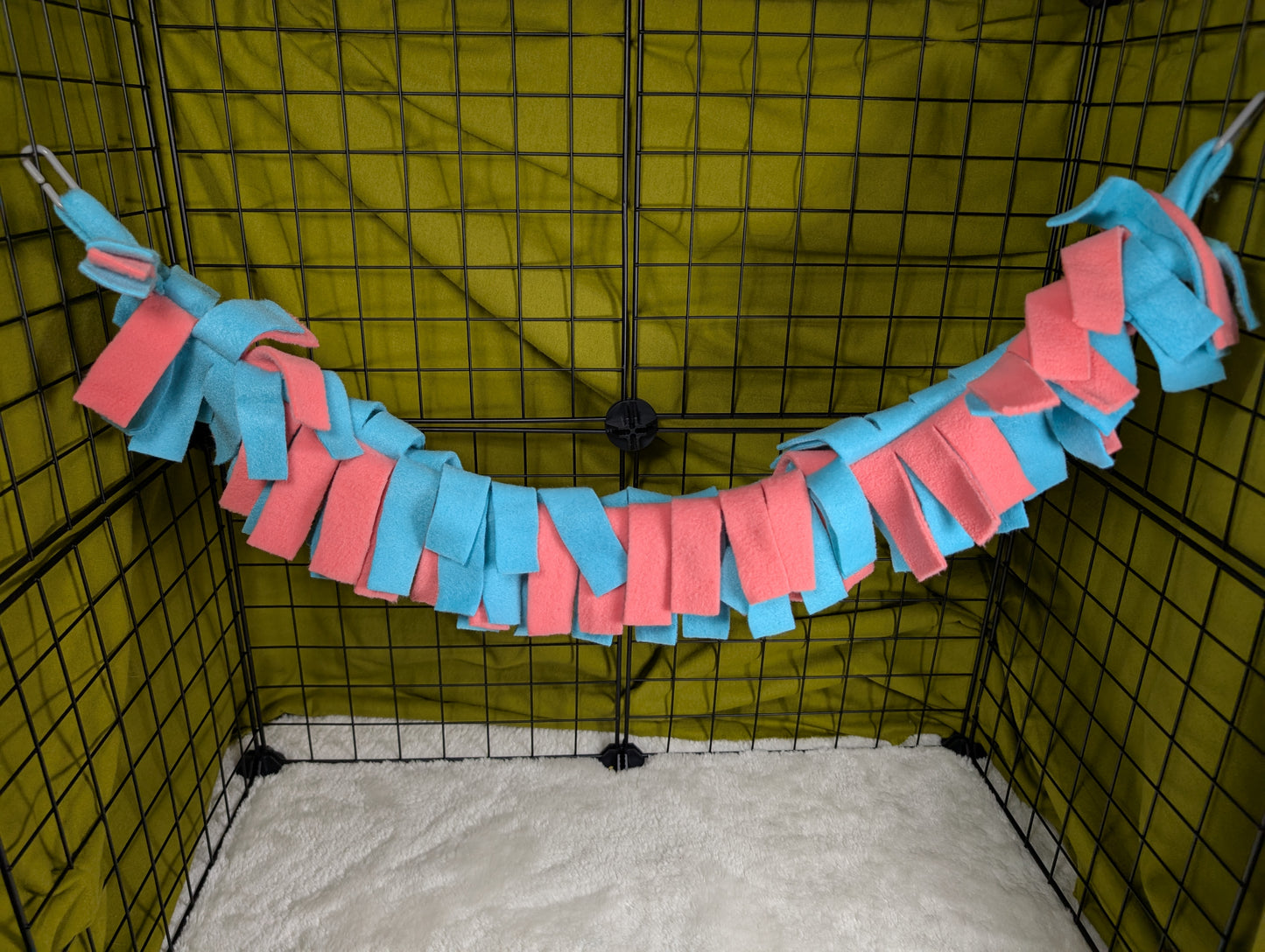 Fleece Hanging Vines