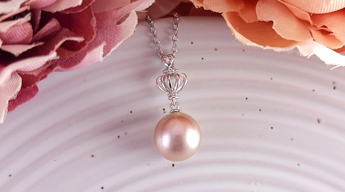 Magnificent Crown Pearl Pendant