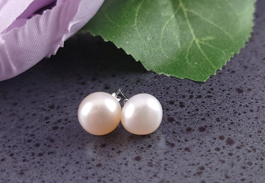 Classic Off-White Pearl Stud Earrings